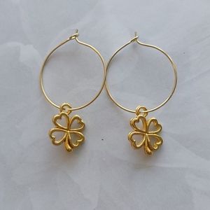 3 for 20$: Gold Tone Earrings